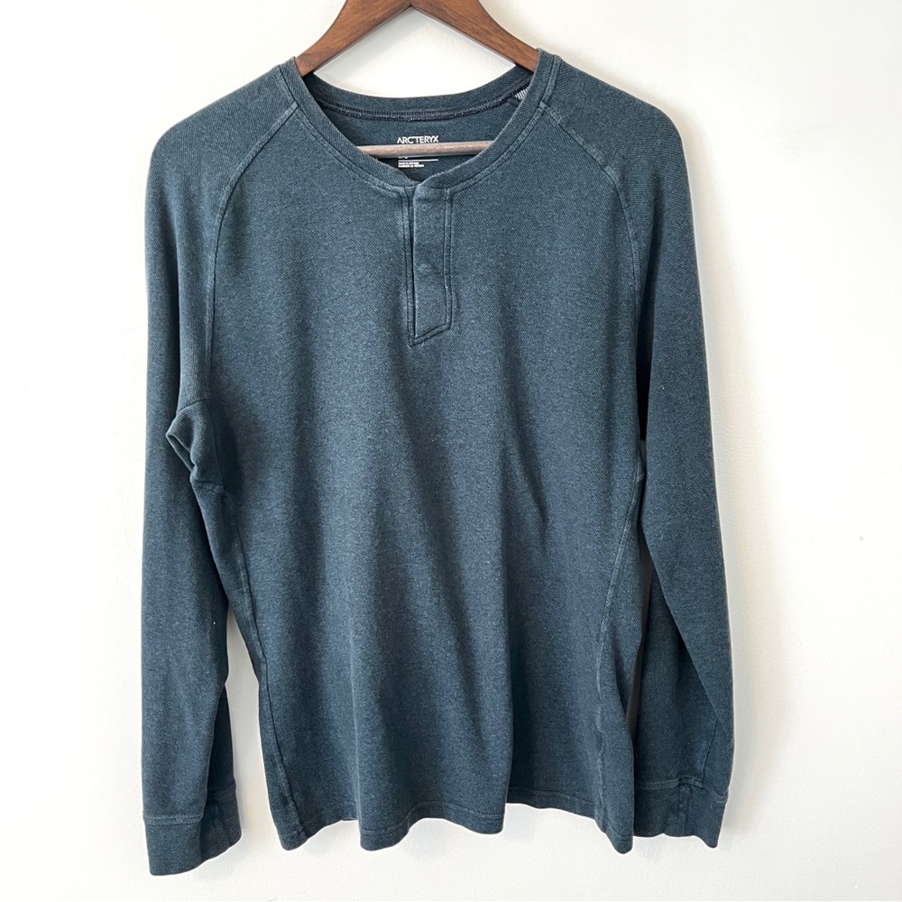 Arc'teryx Sirrus Henley Shirt / Blue/ Large